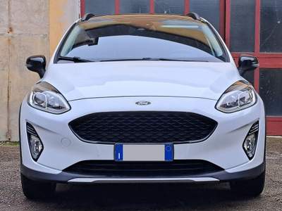 Ford Fiesta ACTIVE  * IDONEA NEOPATENTATI * Bianco usata Buccinasco