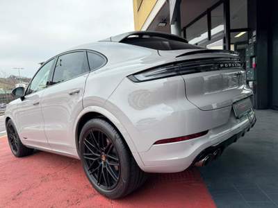 Porsche Cayenne COUPE' DISPLAY PASSEGGERO GESSO BOSE Grigio usata Rimini