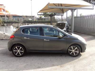 Peugeot 208 1° serie PureTech 82 5 porte Allure Grigio usata Giugliano in Campania
