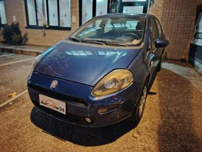 Fiat Punto 1.4 8V 5 porte Natural Power Pop PER COMMERCIANTI Blu/Azzurro usata Bareggio