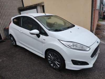 Ford Fiesta 1.0 EcoBoost 100CV 3 porte ST-Line FINANZIABILE Bianco usata Bareggio