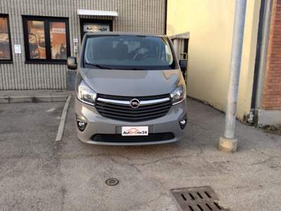Opel Vivaro 1.6 BiTurbo S&S EcoFLEX PL-TN Furgone Sport Grigio usata Bareggio
