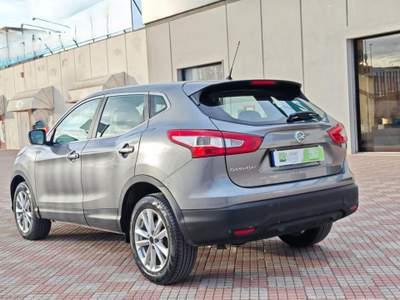Nissan Qashqai 1.5 dCi N-Vision Grigio usata Sassari