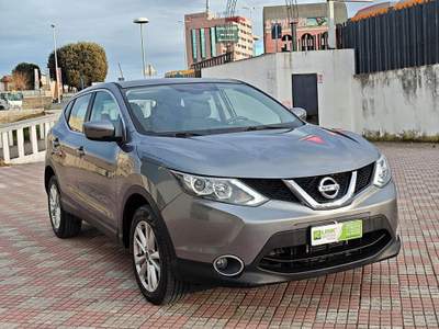 Nissan Qashqai 1.5 dCi N-Vision Grigio usata Sassari