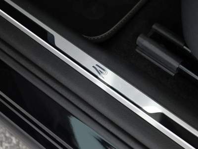 Volkswagen Tiguan 2.0 TDI DSG R-LINE TETTO GANCIO TRAINO Nero usata Rosignano Marittimo