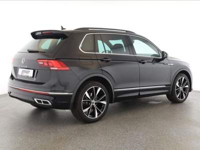 Volkswagen Tiguan 1.5 TSI 150 CV DSG R-LINE LED TETTO NAVI Nero usata Rosignano Marittimo