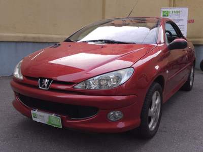 Peugeot 206 1.6 16V CC Rosso usata Genova