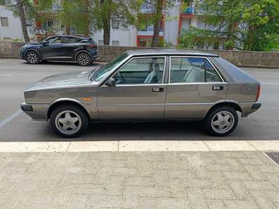 Lancia Delta 1.3 LX Grigio usata Putignano