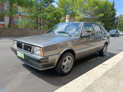 Lancia Delta 1.3 LX Grigio usata Putignano