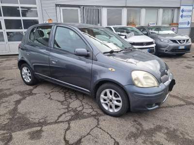 Toyota Yaris 1.0i 16V cat 5 porte Sol Grigio usata Bovisio Masciago