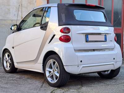 Smart ForTwo MHD PULSE CABRIO Bianco usata Buccinasco