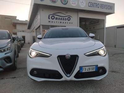 Alfa Romeo Stelvio 2.2 Turbodiesel 190 CV AT8 RWD Executive Bianco usata Petrosino