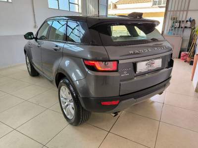 Land Rover Range Rover Evoque 2.0 TD4 150 CV SE Dynamic *Tetto Panoramico* Grigio usata Nicosia