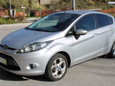 Ford Fiesta 1.4 TDCi 70CV 5 porte Titanium Grigio usata Potenza