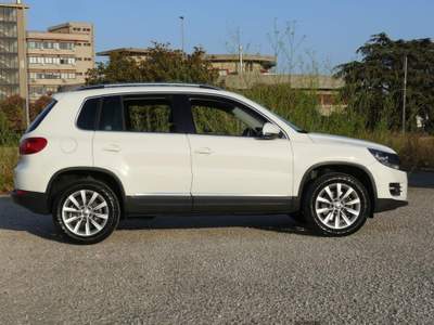Volkswagen Tiguan 2.0 TDI 140CV 4MOTION DSG Sport & Style Bianco usata Ragusa