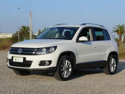 Volkswagen Tiguan 2.0 TDI 140CV 4MOTION DSG Sport & Style Bianco usata Ragusa