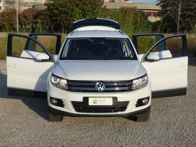 Volkswagen Tiguan 2.0 TDI 140CV 4MOTION DSG Sport & Style Bianco usata Ragusa