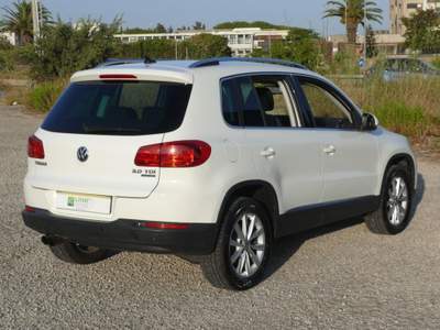 Volkswagen Tiguan 2.0 TDI 140CV 4MOTION DSG Sport & Style Bianco usata Ragusa