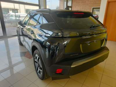 Peugeot 2008 PureTech 100 S&S Allure Nero usata Canino