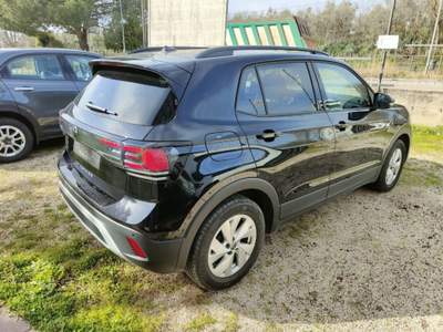 Volkswagen T-Cross 1.0 TSI Life 95 CV Nero usata Canino