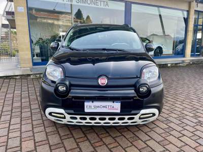 Fiat Panda 1.0 FireFly S&S Hybrid Pandina - KM0 Nero usata Cadrezzate con Osmate