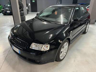 Audi S3 1.8 turbo QUATTRO MOTORE REVISIONATO Nero usata Nichelino