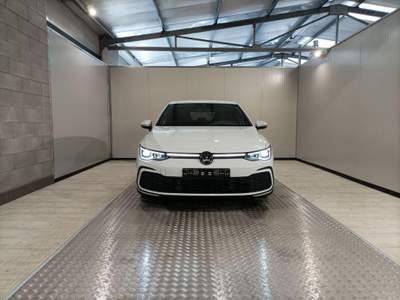 Volkswagen Golf 2.0 TSI GTI DSG Bianco usata Magenta