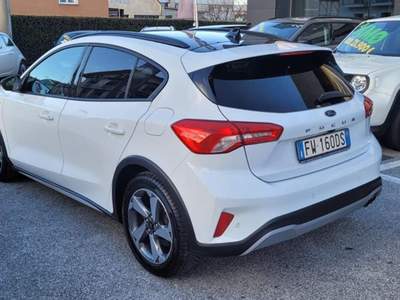 Ford Focus 1.0 EcoBoost 125 CV 5p. Active Bianco usata Mondovì