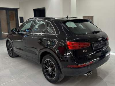 Audi Q3 2.0 TDI 150 CV Business Nero usata San Sebastiano al Vesuvio