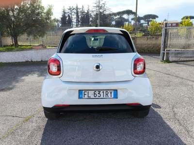 Smart ForFour 70 1.0 twinamic Youngster PREZZO REALE! NAVI+PELLE Bianco usata Ciampino