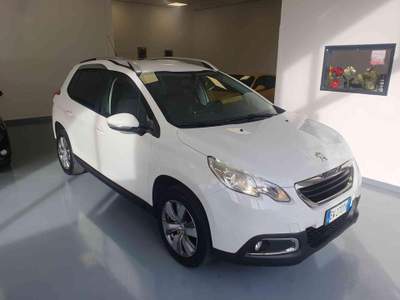 Peugeot 2008 1.4 HDi 68CV Bianco usata Longarone
