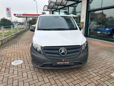 Mercedes-Benz Vito 112 Furgone Long Bianco usata Novellara