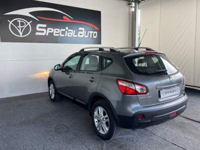 Nissan Qashqai 1.5 dCi DPF Visia Grigio usata Giugliano in Campania