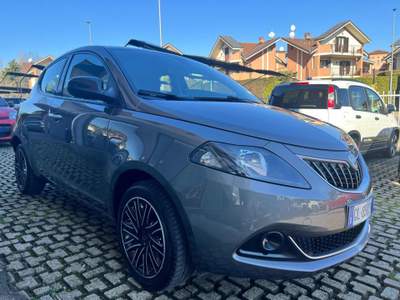 Lancia Ypsilon 1.0 FireFly 5 porte S&S Hybrid Gold Grigio usata Rivoli