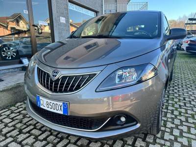 Lancia Ypsilon 1.0 FireFly 5 porte S&S Hybrid Gold Grigio usata Rivoli
