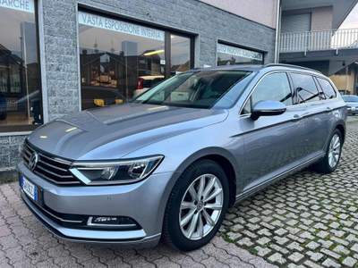 Volkswagen Passat 2.0 TDI DSG Business BlueMotion Tech Grigio usata Rivoli