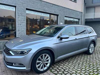 Volkswagen Passat 2.0 TDI DSG Business BlueMotion Tech Grigio usata Rivoli
