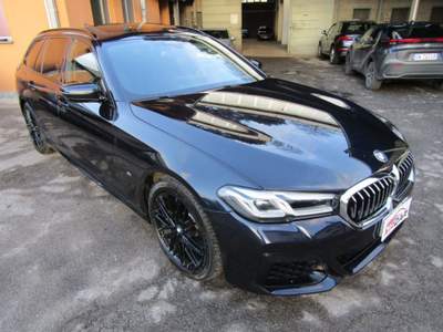 BMW Serie 5 540d 530d Touring MHEV48V xDrive MSport M Sport M-Sport Nero usata Lecco