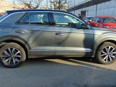 Volkswagen T-Roc 2.0 TDI SCR 150 CV DSG Style BlueMotion Technology Grigio usata Cerro al Lambro