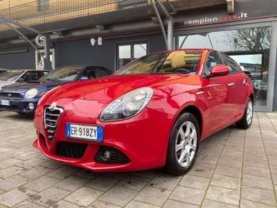 Alfa Romeo Giulietta 1.4 tb Progression 105cv UNICO PROPRIETARIO Rosso usata Castelletto Sopra Ticino