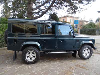 Land Rover Defender 110 2.2 TD4 Puma Verde usata Castel Maggiore