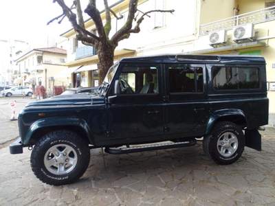 Land Rover Defender 110 2.2 TD4 Puma Verde usata Castel Maggiore