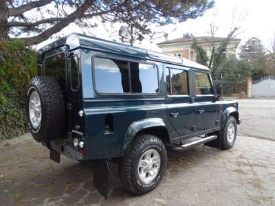 Land Rover Defender 110 2.2 TD4 Puma Verde usata Castel Maggiore