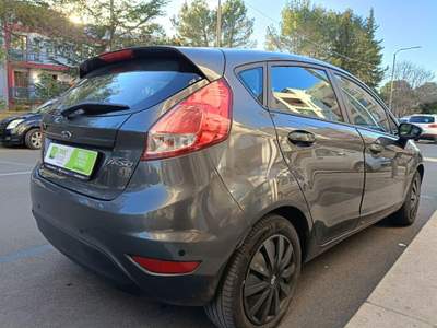 Ford Fiesta 1.5 TDCi 75CV 5 porte Business NEOPATENTATI Grigio usata Putignano