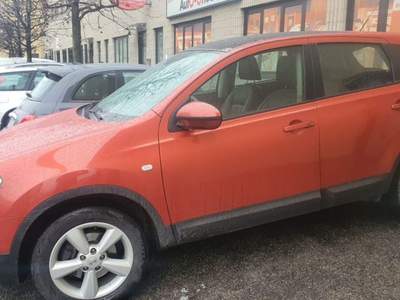 Nissan Qashqai 1.5 dCi Tekna Arancione usata Bareggio