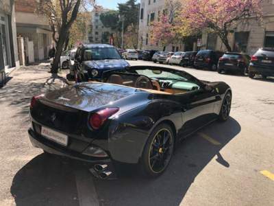 Ferrari California DCT F1-Ufficiale-Daytona-Camera-Ceramik-Esemplare Nero usata Roma