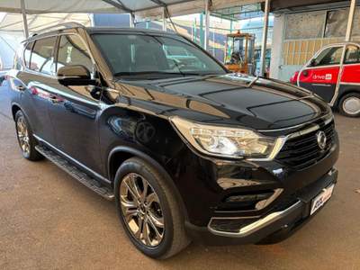 SsangYong Rexton 2.2 4WD Dream aut. autocarro Nero usata San Giovanni Lupatoto