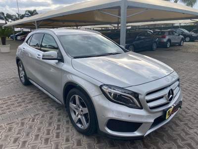 Mercedes-Benz GLA d Automatic 4Matic Premium Grigio usata Giarre