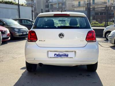 Volkswagen Polo 1.6 TDI 90CV DPF 5 porte Highline Bianco usata Qualiano