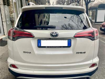Toyota RAV4 RAV4 2.0 D-4D 2WD Active Bianco usata Torino
